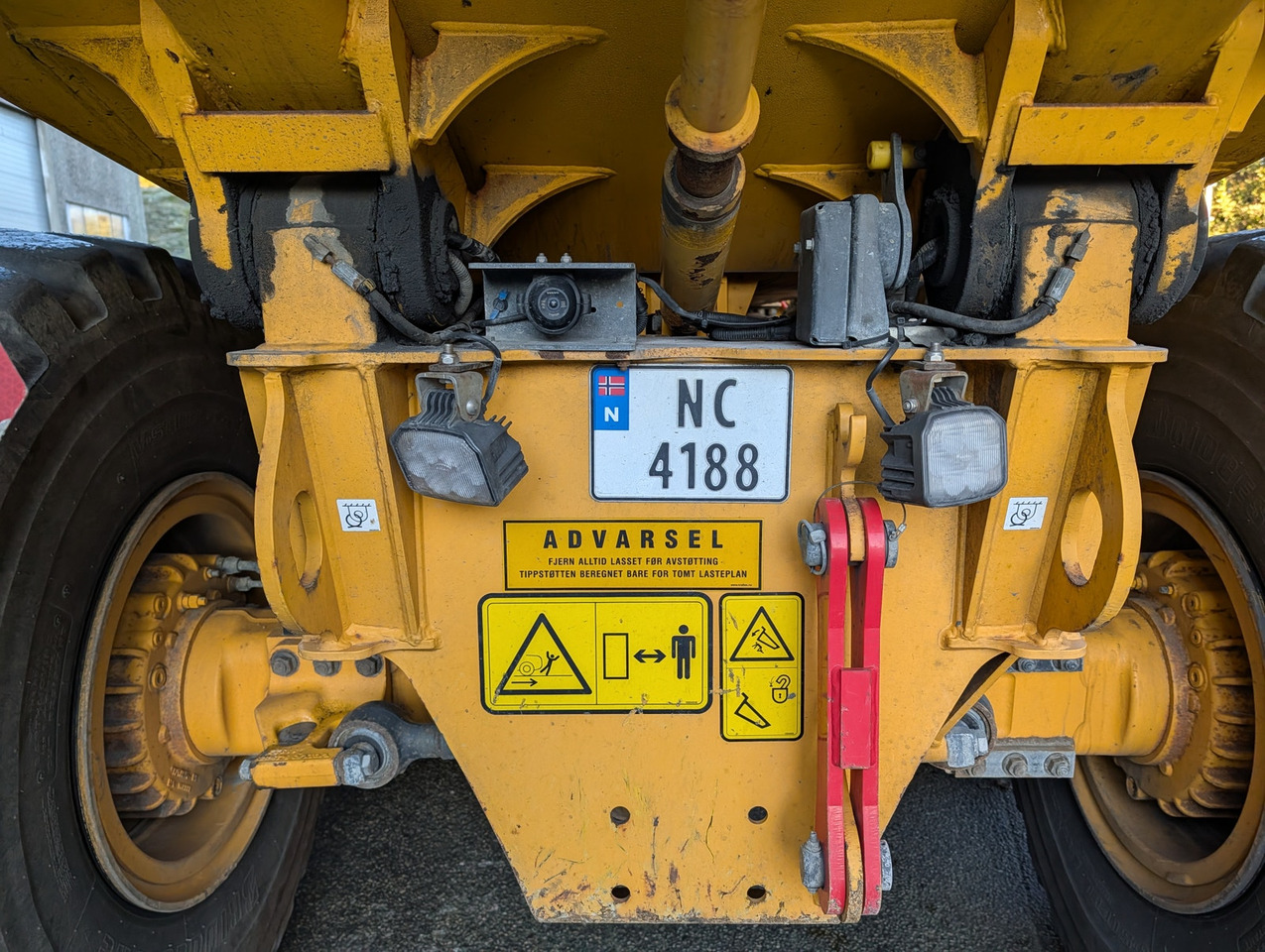 Volvo A25G på hvite skilt - Сочленённый самосвал: фото 5 Volvo A25G på hvite skilt - Сочленённый самосвал: фото 5