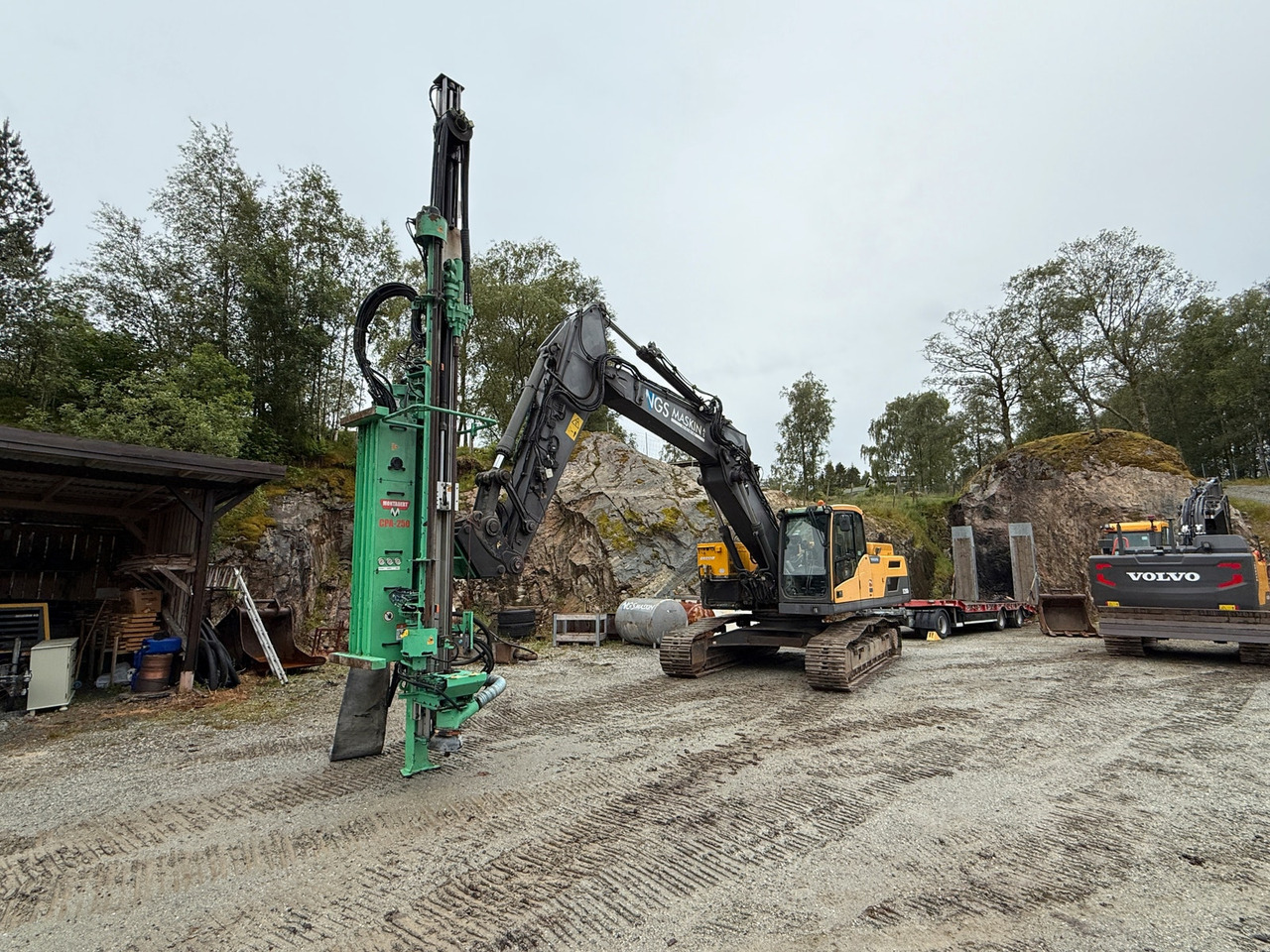 Volvo EC250DL med Montabert tårn - Гусеничный экскаватор: фото 1 Volvo EC250DL med Montabert tårn - Гусеничный экскаватор: фото 1