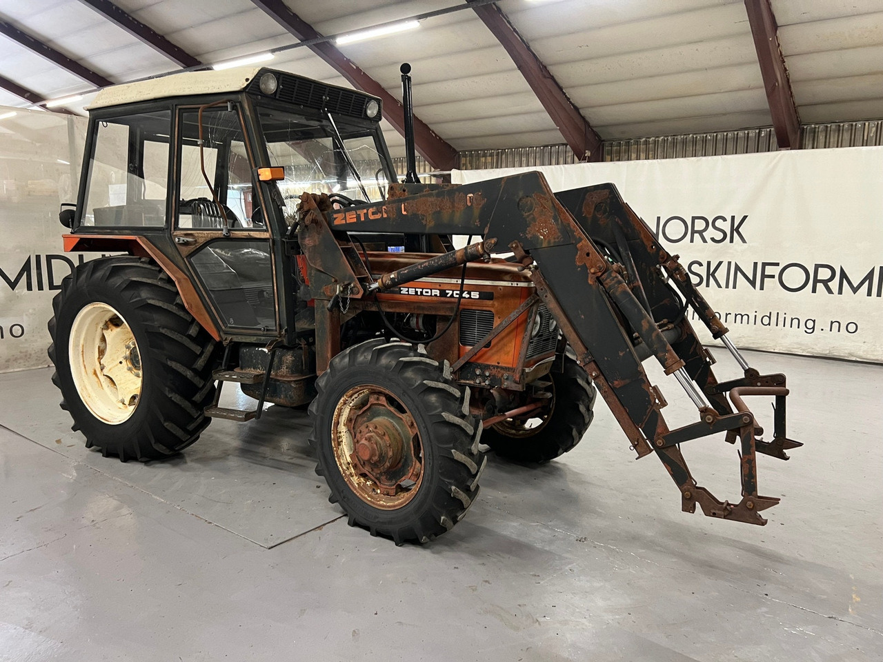 Zetor 7045 (Redusert moms) - Трактор: фото 5 Zetor 7045 (Redusert moms) - Трактор: фото 5