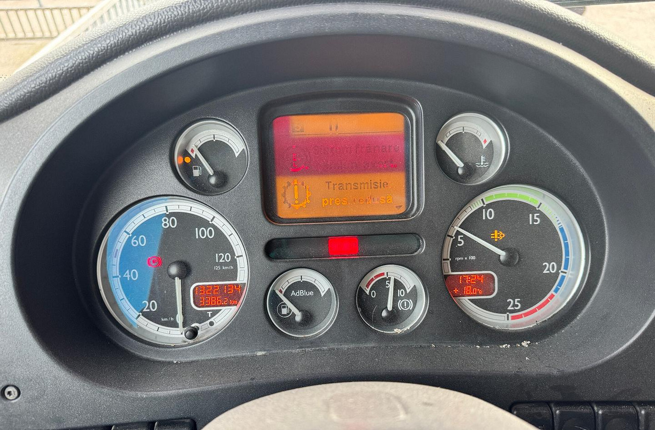 DAF XF 105.460 - 2010 - AUTOMATICO - Тягач: фото 5 DAF XF 105.460 - 2010 - AUTOMATICO - Тягач: фото 5