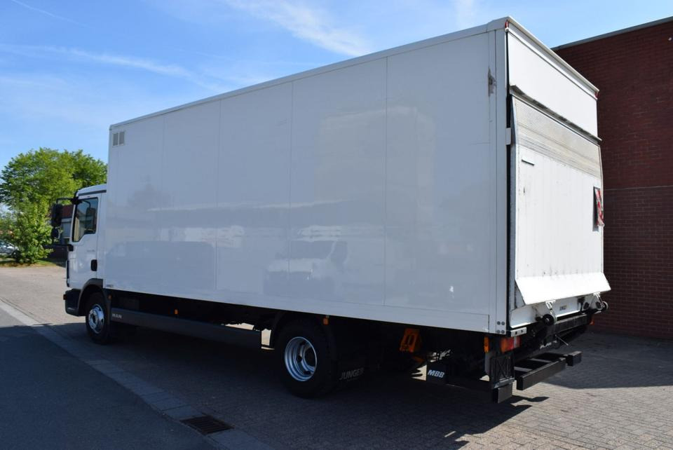 MAN TGL 8.180 Koffer 6,20mLBW 1000KG Klima - Грузовик с закрытым кузовом: фото 4 MAN TGL 8.180 Koffer 6,20mLBW 1000KG Klima - Грузовик с закрытым кузовом: фото 4