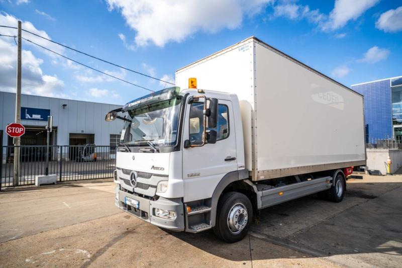 Mercedes ATEGO 1222 + D'HOLLANDIA 1.5T - Грузовик с закрытым кузовом: фото 1 Mercedes ATEGO 1222 + D'HOLLANDIA 1.5T - Грузовик с закрытым кузовом: фото 1