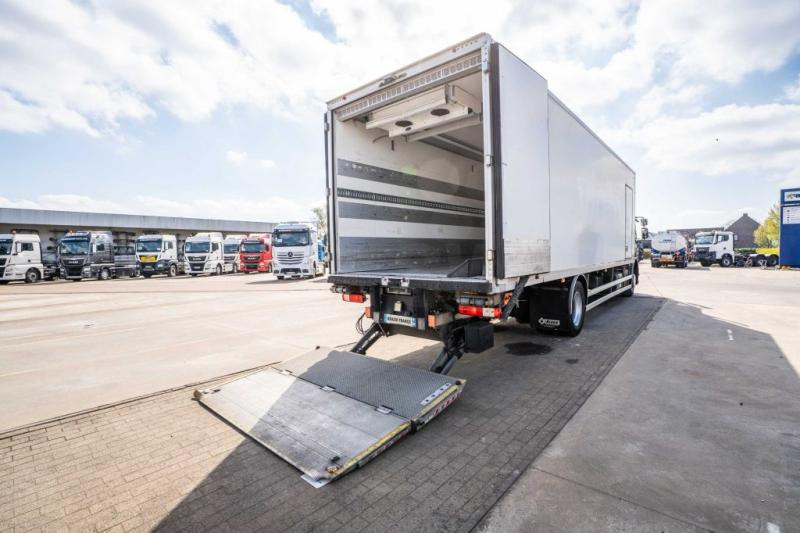 Renault D WIDE 320 DXI +CARRIER 1250 MT - Рефрижератор: фото 5 Renault D WIDE 320 DXI +CARRIER 1250 MT - Рефрижератор: фото 5