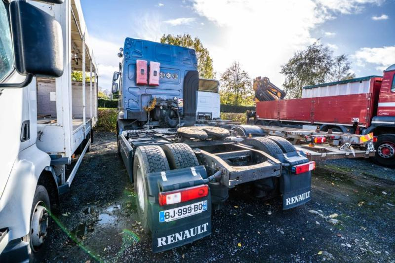 Renault PREMIUM 450 DXI+VOITH+ problème moteur - Тягач: фото 3 Renault PREMIUM 450 DXI+VOITH+ problème moteur - Тягач: фото 3