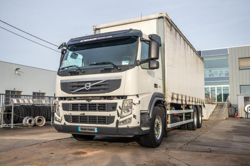 Volvo FM330-6x2-10 pneus/tires-intarder - Тентованный грузовик: фото 5 Volvo FM330-6x2-10 pneus/tires-intarder - Тентованный грузовик: фото 5