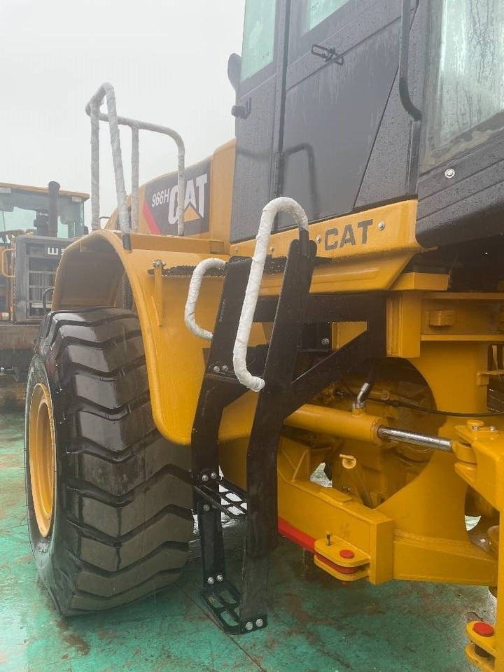 CAT 966 H  - Колёсный погрузчик: фото 3 CAT 966 H  - Колёсный погрузчик: фото 3