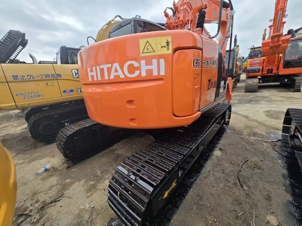 Hitachi ZX 135 US - Гусеничный экскаватор: фото 1 Hitachi ZX 135 US - Гусеничный экскаватор: фото 1