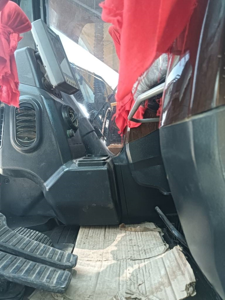 Sany 485h - Гусеничный экскаватор: фото 4 Sany 485h - Гусеничный экскаватор: фото 4