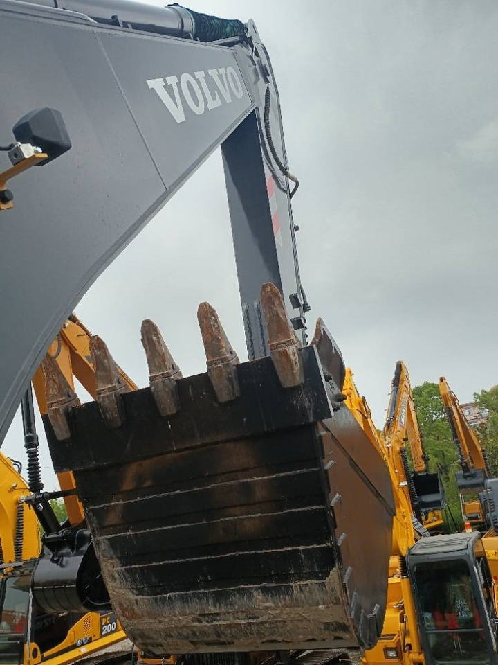 Volvo EC 210 - Гусеничный экскаватор: фото 4 Volvo EC 210 - Гусеничный экскаватор: фото 4