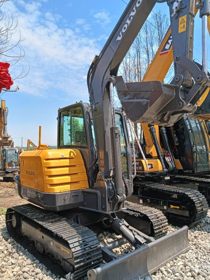 Volvo EC 60 - Гусеничный экскаватор: фото 5 Volvo EC 60 - Гусеничный экскаватор: фото 5