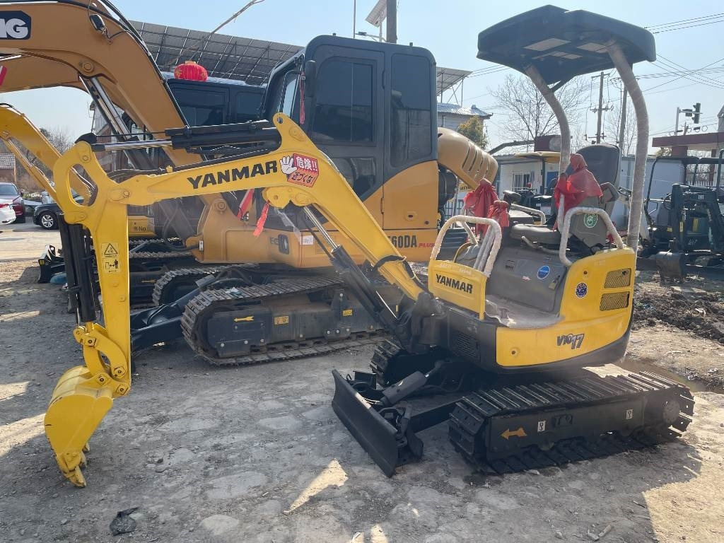 Yanmar 17 - Гусеничный экскаватор: фото 2 Yanmar 17 - Гусеничный экскаватор: фото 2