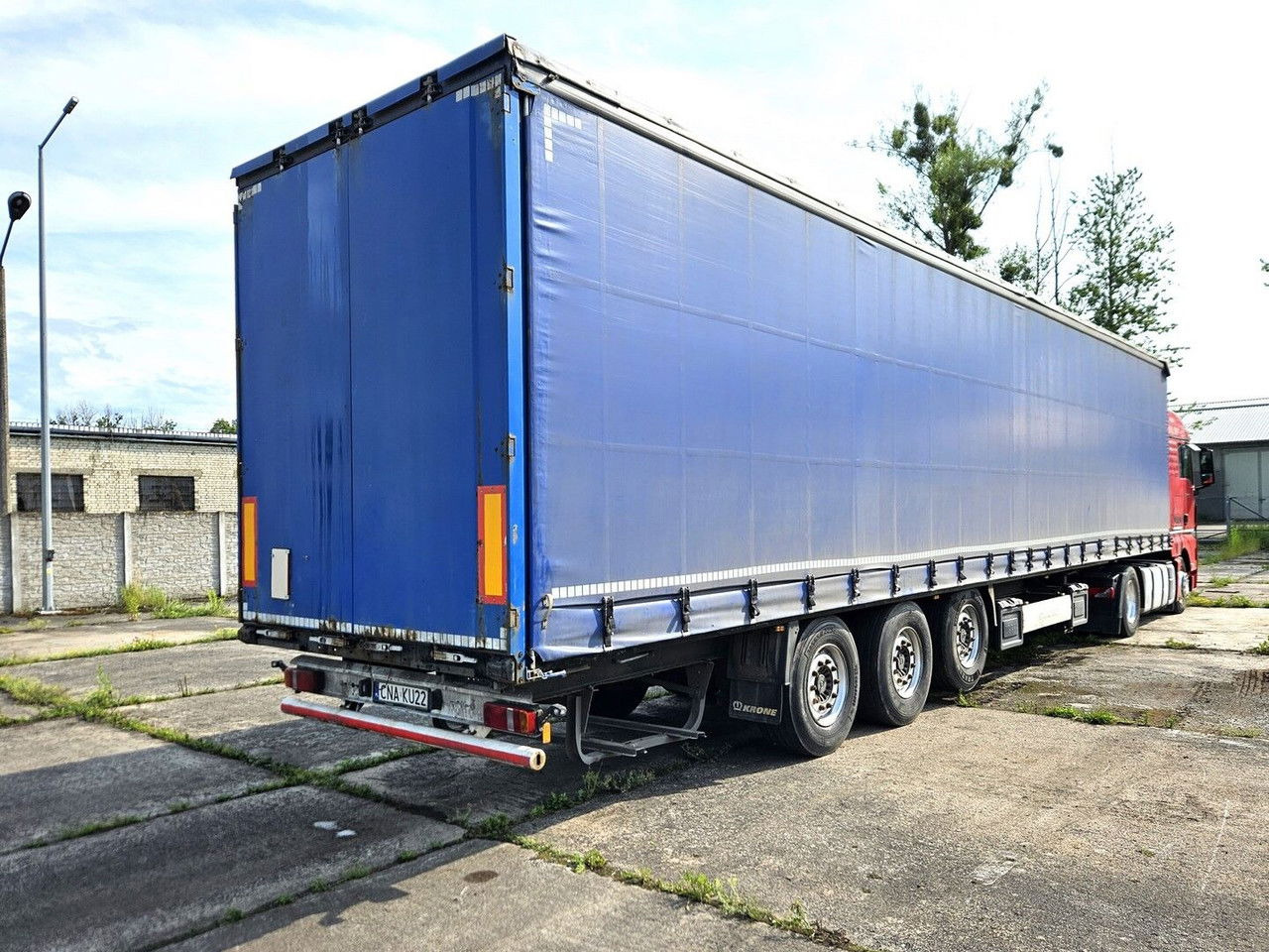 Krone SD - Axles SAF - Тентованный полуприцеп: фото 4 Krone SD - Axles SAF - Тентованный полуприцеп: фото 4