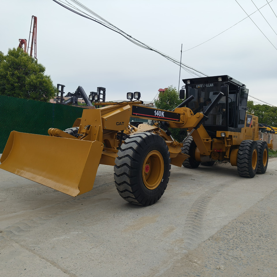 CATERPILLAR 140k used cat 140 motor grader with motor grader - Грейдер: фото 5 CATERPILLAR 140k used cat 140 motor grader with motor grader - Грейдер: фото 5