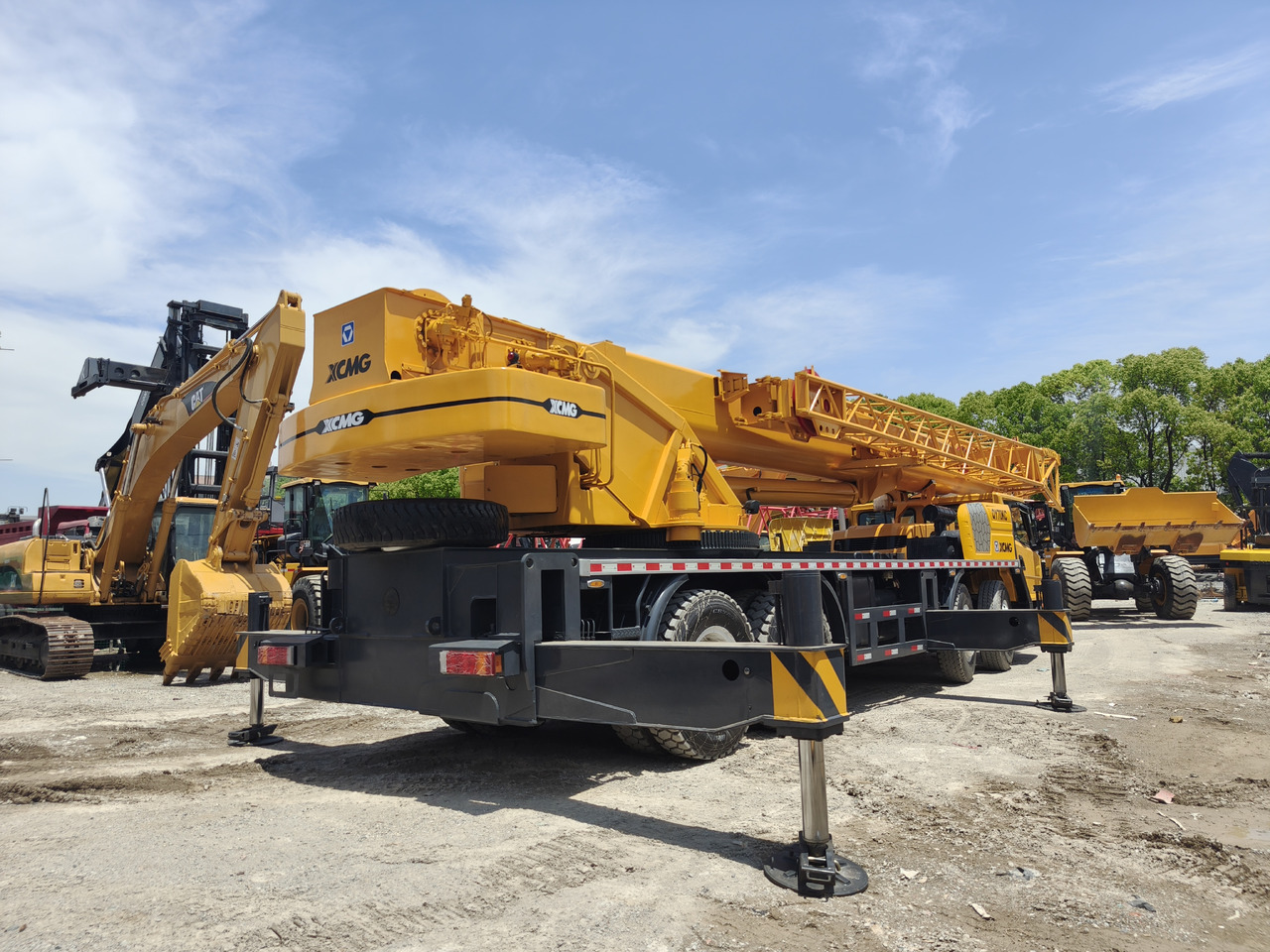 XCMG QY70K - Вседорожный кран: фото 2 XCMG QY70K - Вседорожный кран: фото 2