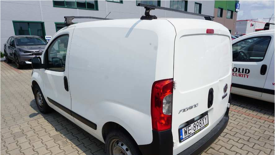 FIAT FIORINO FURGON BLASZAK - Цельнометаллический фургон: фото 4 FIAT FIORINO FURGON BLASZAK - Цельнометаллический фургон: фото 4