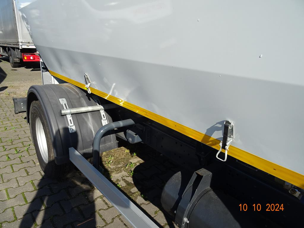 IVECO DAILY WYWÓZ ŚMIECI - Мусоровоз: фото 5 IVECO DAILY WYWÓZ ŚMIECI - Мусоровоз: фото 5