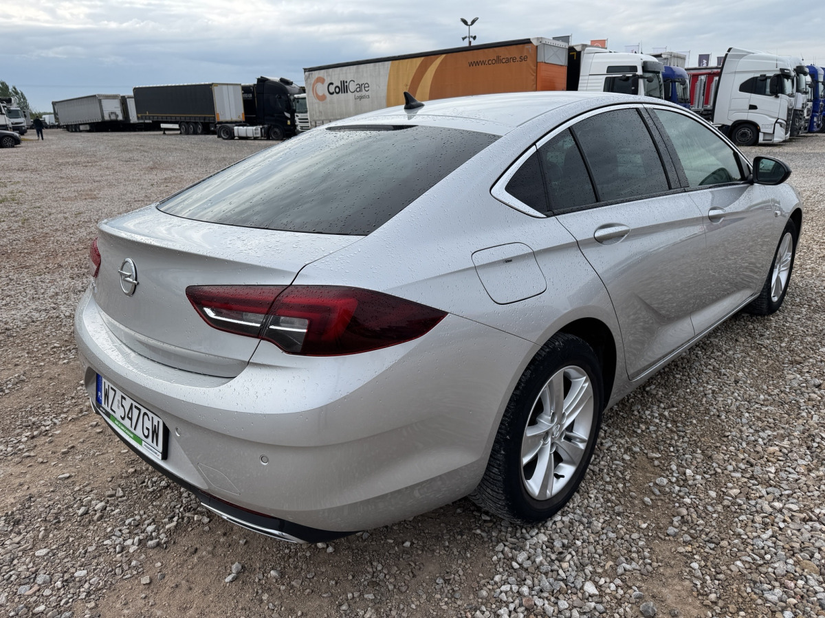 OPEL INSIGNIA LIFTBACK - Легковой автомобиль: фото 5 OPEL INSIGNIA LIFTBACK - Легковой автомобиль: фото 5