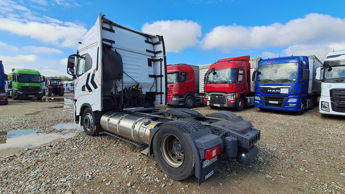 IVECO AS440ST/FP LT LNG CIĄGNIK SIODŁOWY - Тягач: фото 5 IVECO AS440ST/FP LT LNG CIĄGNIK SIODŁOWY - Тягач: фото 5