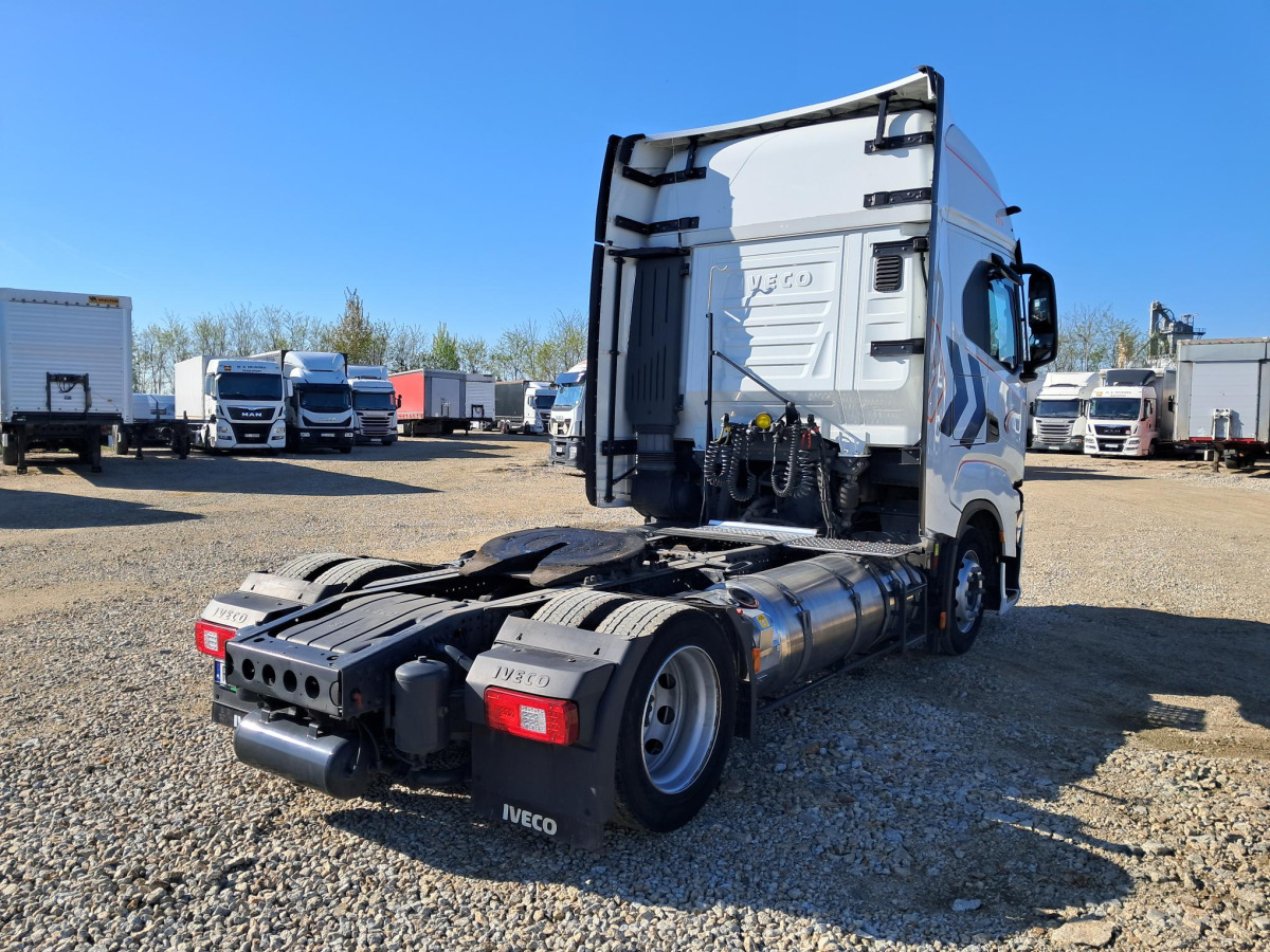 IVECO AS440ST/FP LT LNG CIĄGNIK SIODŁOWY - Тягач: фото 5 IVECO AS440ST/FP LT LNG CIĄGNIK SIODŁOWY - Тягач: фото 5