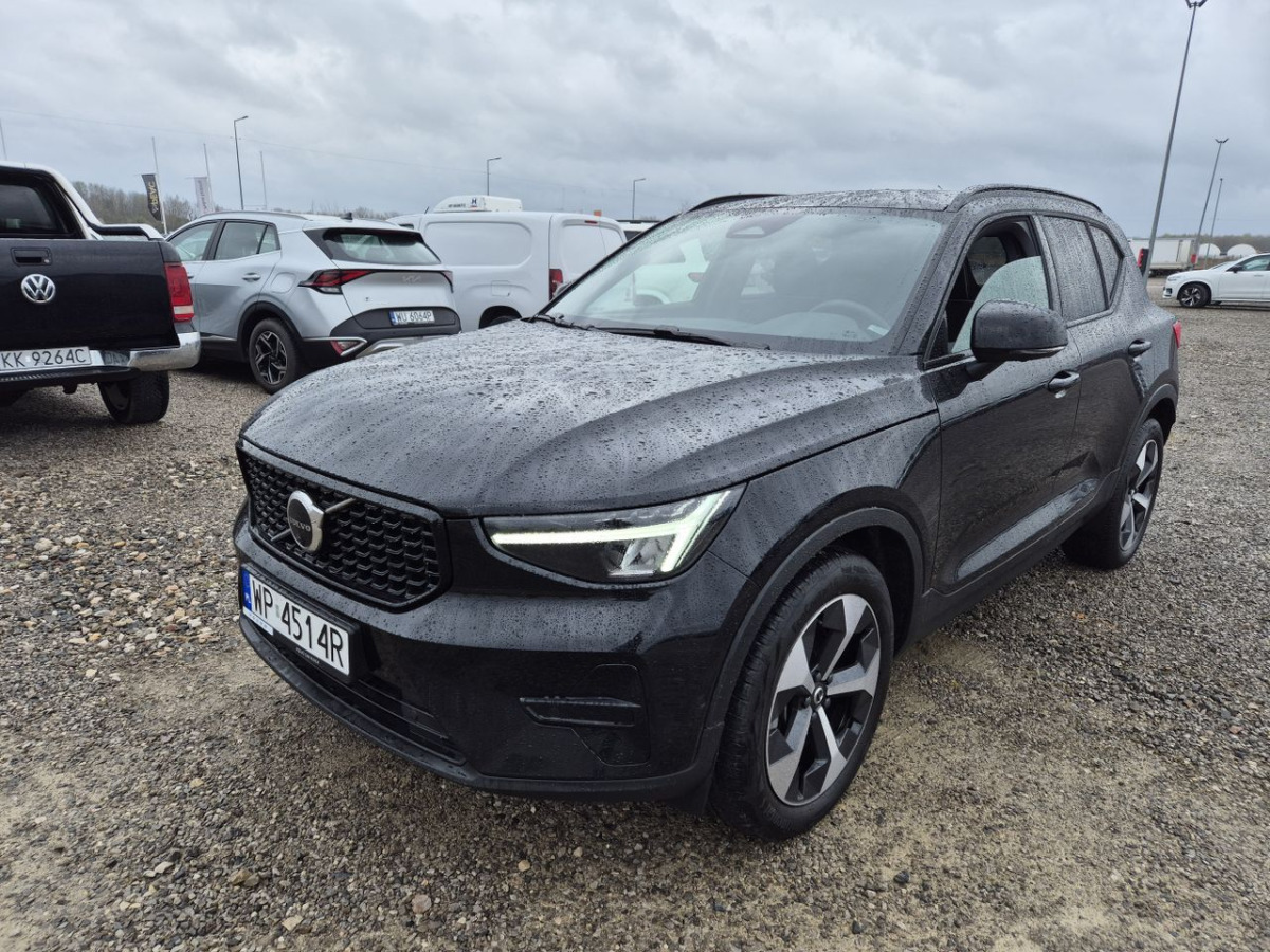 VOLVO XC40 SUV - Внедорожник: фото 3 VOLVO XC40 SUV - Внедорожник: фото 3