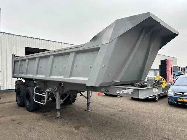 CIF 2 Axle Steel Tipper , Spring Suspension , Drum Brakes - Самосвальный полуприцеп: фото 4 CIF 2 Axle Steel Tipper , Spring Suspension , Drum Brakes - Самосвальный полуприцеп: фото 4