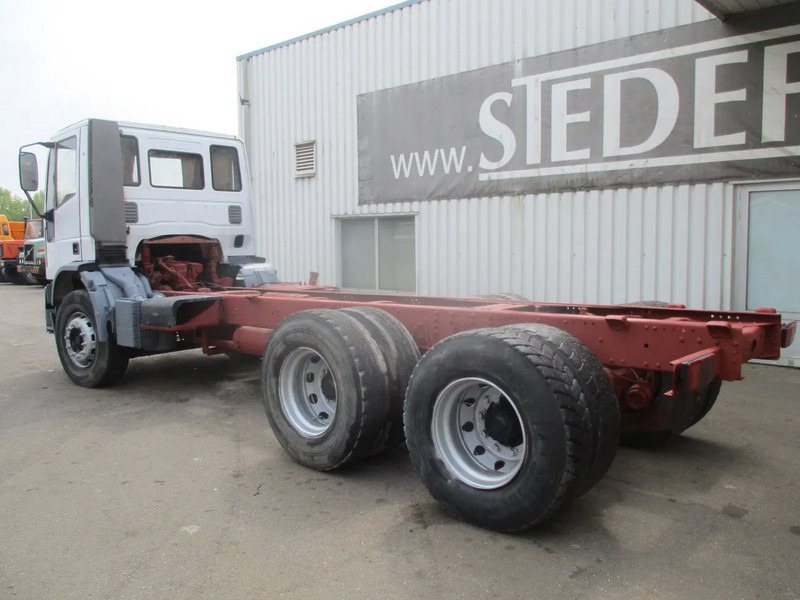 Iveco Eurotrakker 260 E 34 , Manual , 6x4 , Euro 2 - Грузовик-шасси: фото 5 Iveco Eurotrakker 260 E 34 , Manual , 6x4 , Euro 2 - Грузовик-шасси: фото 5