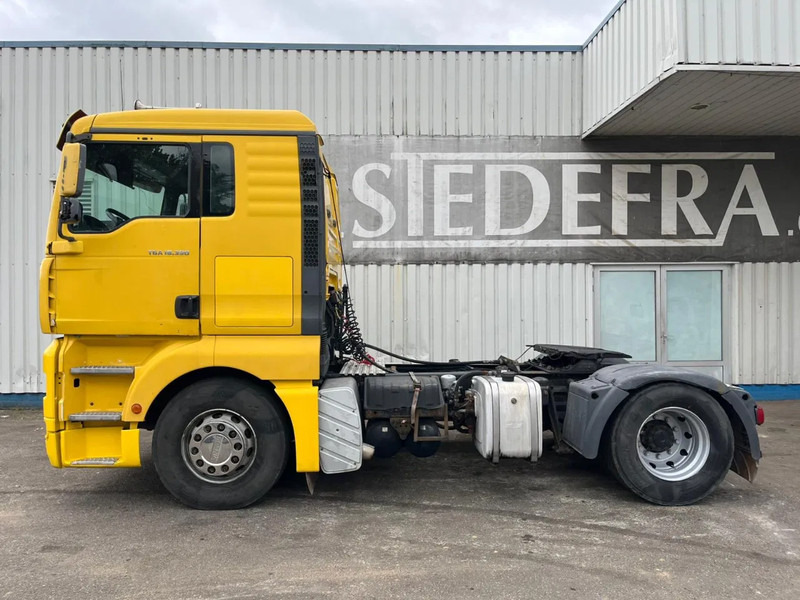 MAN TGA 18-390 , Manual Gearbox , Airco , PTO , Tipper hydraulics - Тягач: фото 2 MAN TGA 18-390 , Manual Gearbox , Airco , PTO , Tipper hydraulics - Тягач: фото 2