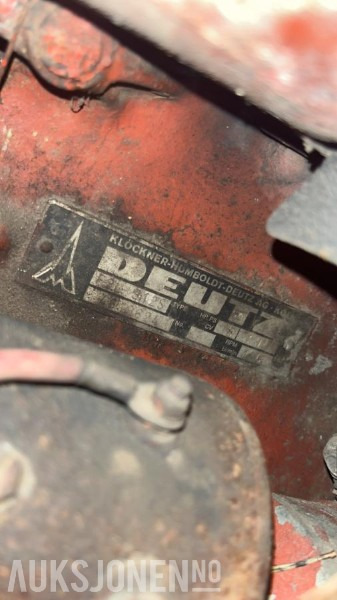1900 Atlas Copco UT2 Kompressor - Буровая машина: фото 4 1900 Atlas Copco UT2 Kompressor - Буровая машина: фото 4