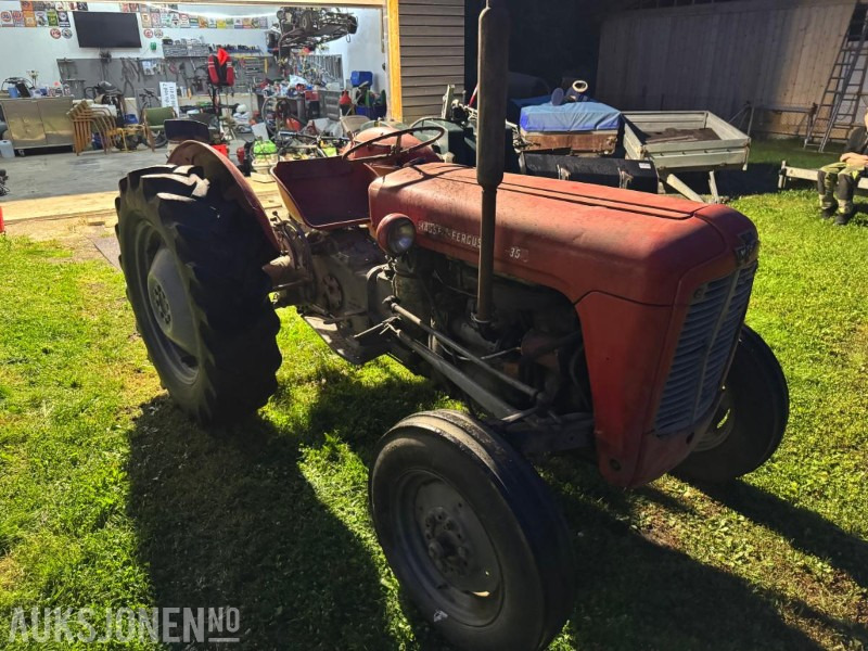 1957 Massey Ferguson Mf 35 - Трактор: фото 1 1957 Massey Ferguson Mf 35 - Трактор: фото 1