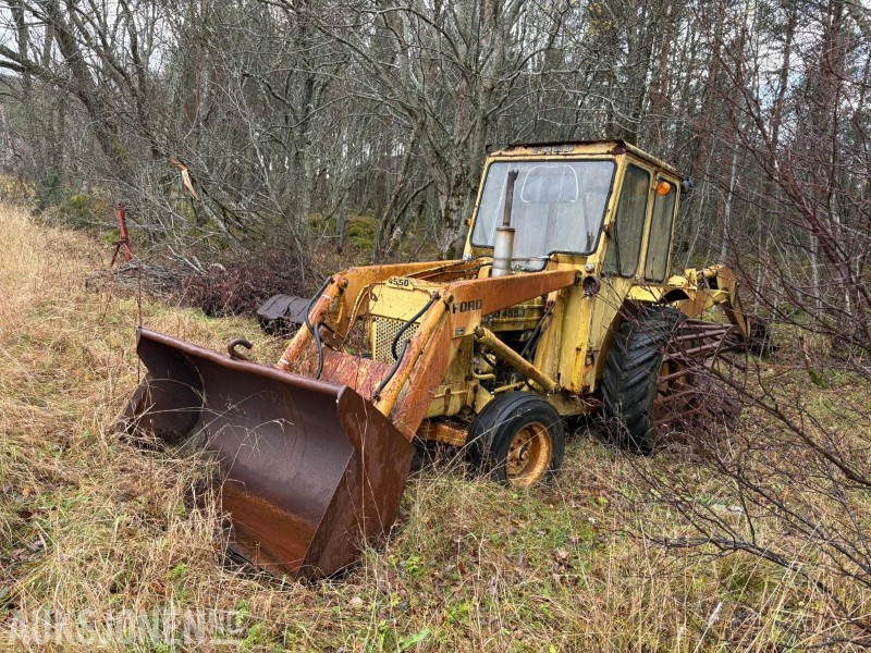 1975 FORD 4550 TRAKTORGRAVER - Трактор: фото 1 1975 FORD 4550 TRAKTORGRAVER - Трактор: фото 1