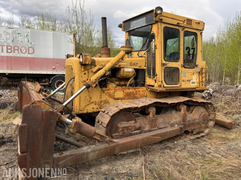 1979 Cat D6D bulldoser - Строительное оборудование: фото 1 1979 Cat D6D bulldoser - Строительное оборудование: фото 1