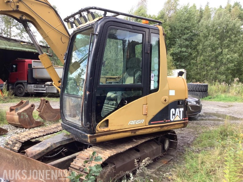 2005 Cat 307C - Экскаватор: фото 2 2005 Cat 307C - Экскаватор: фото 2