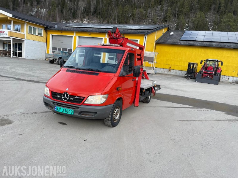 2005 Mercedes Sprinter 17m billift - Подъёмник: фото 1 2005 Mercedes Sprinter 17m billift - Подъёмник: фото 1