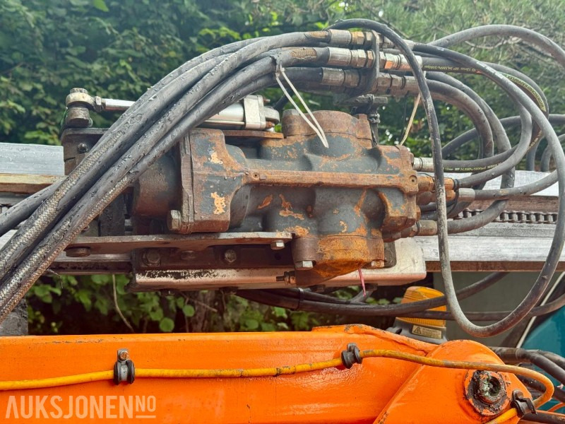 Буровая машина 2005 Tamrock Commando 120 Borerigg - Slagtimer: 5481: фото 11 Буровая машина 2005 Tamrock Commando 120 Borerigg - Slagtimer: 5481: фото 11