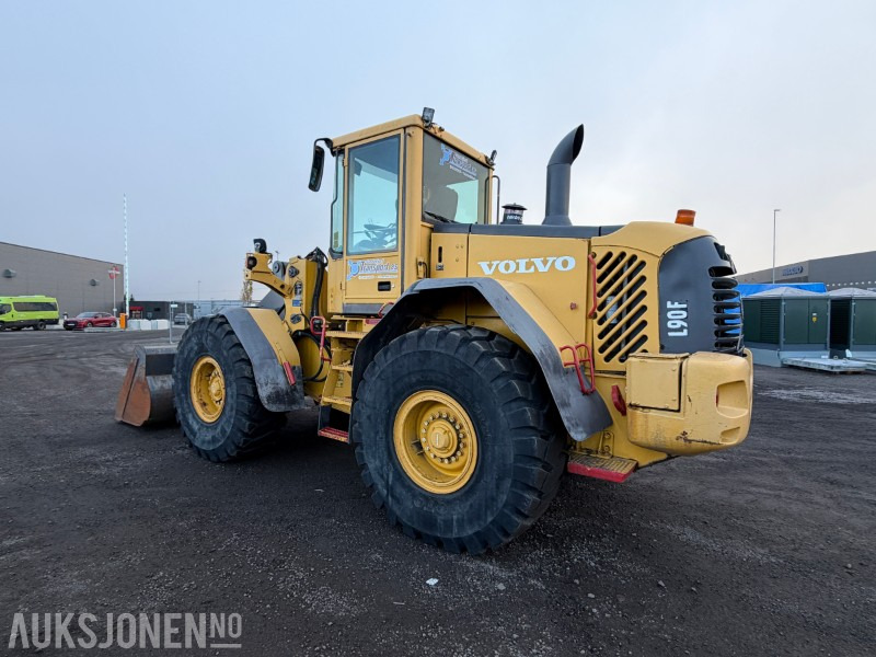 2006 Volvo L90E hjullaster - Sentralsmøring - Joystick - Tilleggshydraulikk - Колёсный погрузчик: фото 3 2006 Volvo L90E hjullaster - Sentralsmøring - Joystick - Tilleggshydraulikk - Колёсный погрузчик: фото 3