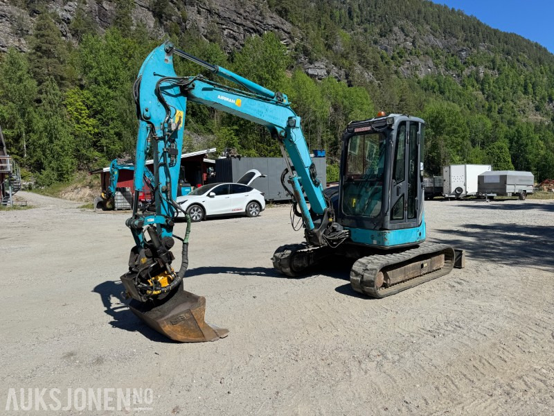 2007 Airman AX50U-4 Gravemaskin - Beltegraver - Engcon tiltrotator - Sentralsmøring - Экскаватор: фото 1 2007 Airman AX50U-4 Gravemaskin - Beltegraver - Engcon tiltrotator - Sentralsmøring - Экскаватор: фото 1