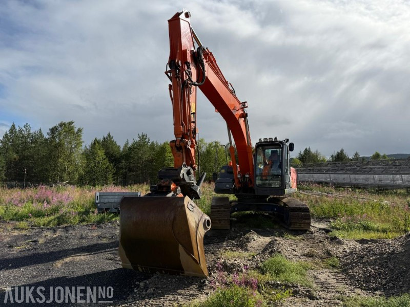 2008 Hitachi ZX210LC-3 – 9754 t - Novatron - Sentralsmøring - Экскаватор: фото 2 2008 Hitachi ZX210LC-3 – 9754 t - Novatron - Sentralsmøring - Экскаватор: фото 2