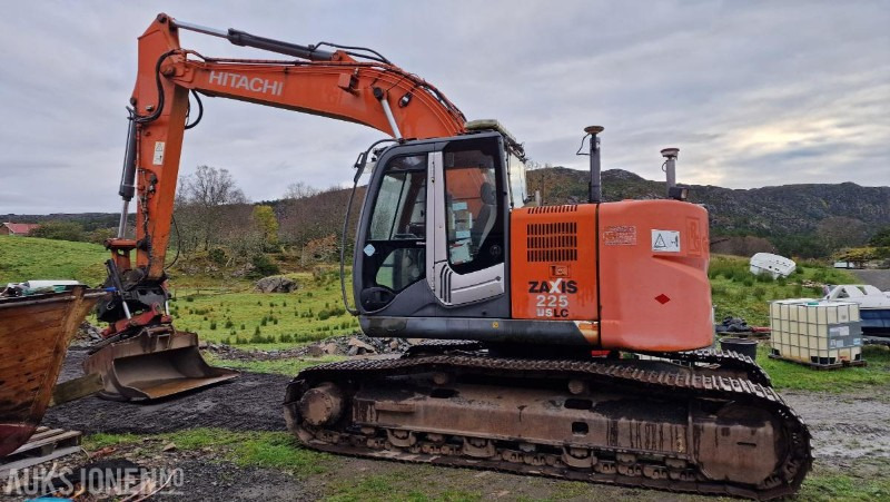 2009 Hitachi ZX225USLC-3 Beltegraver m/GPS/Rototilt med klype/3 skuffer, 12800 timer - Экскаватор: фото 3 2009 Hitachi ZX225USLC-3 Beltegraver m/GPS/Rototilt med klype/3 skuffer, 12800 timer - Экскаватор: фото 3