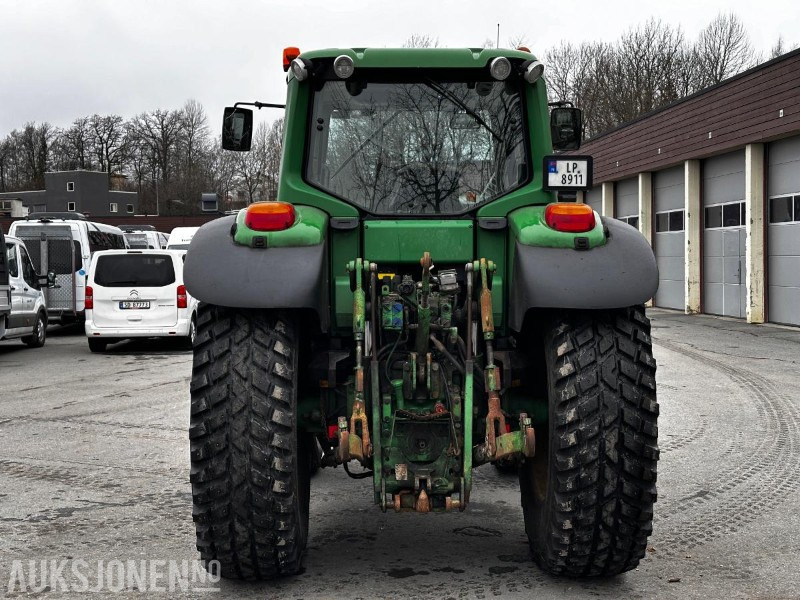 2009 John Deere 6930 Premium traktor - Трактор: фото 4 2009 John Deere 6930 Premium traktor - Трактор: фото 4