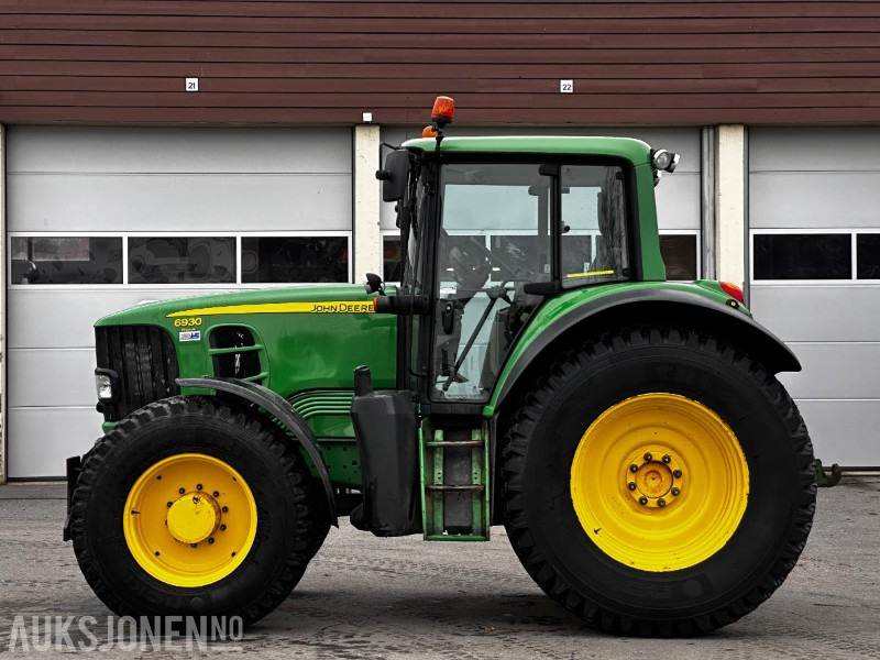 2009 John Deere 6930 Premium traktor - Трактор: фото 2 2009 John Deere 6930 Premium traktor - Трактор: фото 2
