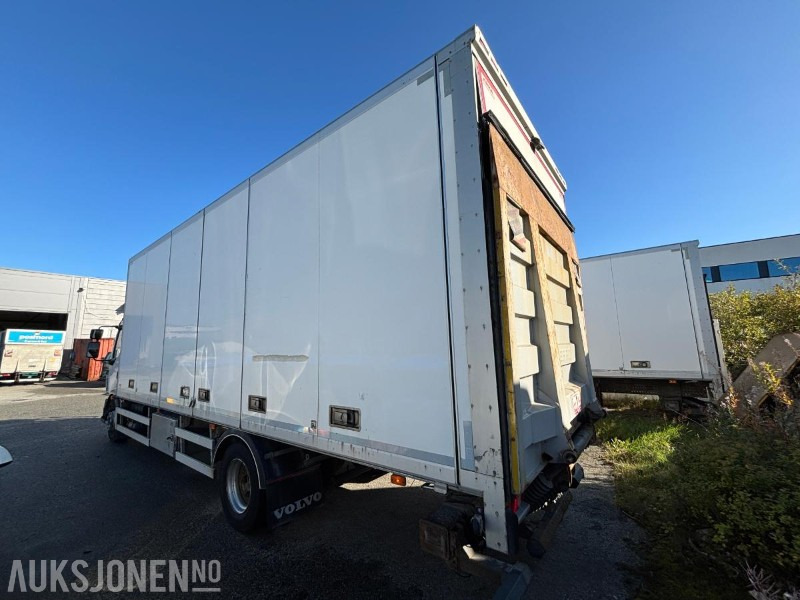 2012 Volvo FL-290 Skapbil med sideåpning og lakløft - Грузовик с закрытым кузовом: фото 3 2012 Volvo FL-290 Skapbil med sideåpning og lakløft - Грузовик с закрытым кузовом: фото 3