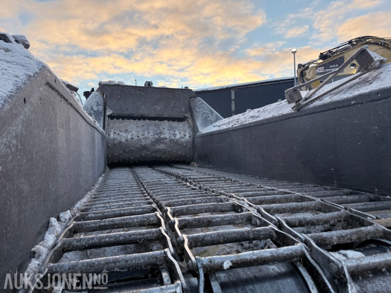 Шредер промышленный 2013 Peterson 5710C kvern - CAT motor - 9932 timer: фото 7 Шредер промышленный 2013 Peterson 5710C kvern - CAT motor - 9932 timer: фото 7