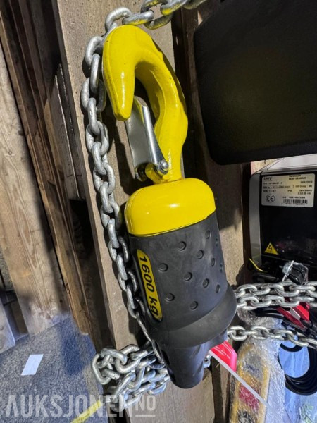 2015 SWF - Chainster 1600 kg - CC-045.2P-F - Elektrisk kjetting talje - Med kabelkontroll - Ubrukt i eske - Строительное оборудование: фото 4 2015 SWF - Chainster 1600 kg - CC-045.2P-F - Elektrisk kjetting talje - Med kabelkontroll - Ubrukt i eske - Строительное оборудование: фото 4