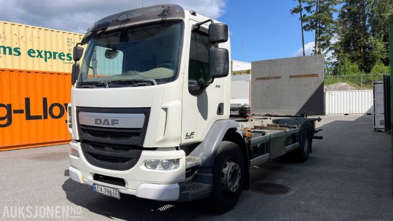 2016 DAF LF 310 FA 4x2 Containerbil med ZEPRO 2000kg bakløfter | Euro 6 | Lav km - Грузовик-контейнеровоз/ Сменный кузов: фото 1 2016 DAF LF 310 FA 4x2 Containerbil med ZEPRO 2000kg bakløfter | Euro 6 | Lav km - Грузовик-контейнеровоз/ Сменный кузов: фото 1