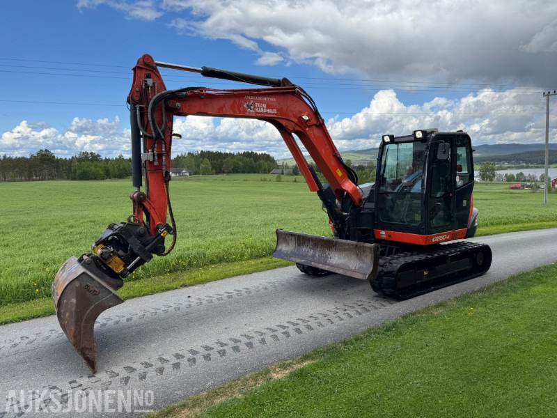 2016 Kubota KX080-4 gravemaskin TILTROTATOR, 2 SKUFFER, SENTRALSMØRING - Экскаватор: фото 1 2016 Kubota KX080-4 gravemaskin TILTROTATOR, 2 SKUFFER, SENTRALSMØRING - Экскаватор: фото 1