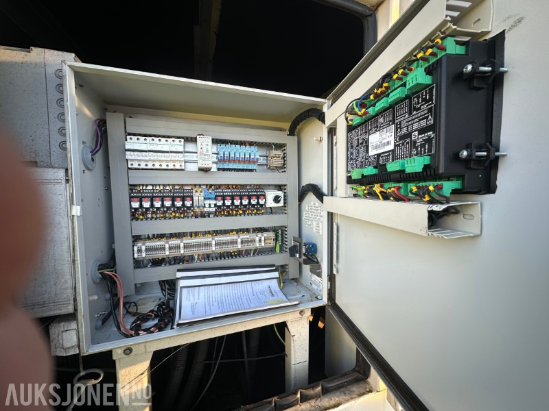 2017 DIESELAGGREGAT I CANOPY 555Kva -400Volt -50 Hz Kun gått 937 timer - Строительное оборудование: фото 5 2017 DIESELAGGREGAT I CANOPY 555Kva -400Volt -50 Hz Kun gått 937 timer - Строительное оборудование: фото 5