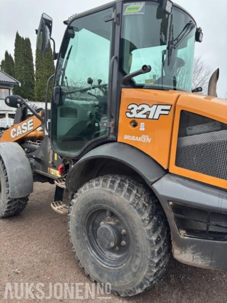 2018 Case 321F hjullaster - Universalskuffe - Hydraulisk pallegafler - Stark relax v-plog - kun 1798 timer - Колёсный погрузчик: фото 4 2018 Case 321F hjullaster - Universalskuffe - Hydraulisk pallegafler - Stark relax v-plog - kun 1798 timer - Колёсный погрузчик: фото 4