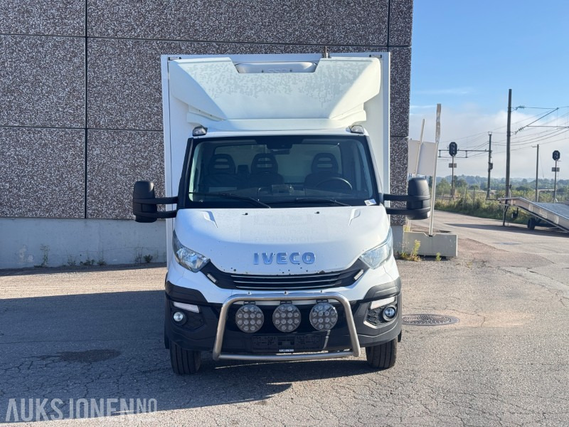 2018 Iveco DAILY - SKAP - MOBILT VERKSTED - SERVICEBIL - SVÆRT PÅKOSTET INNREDNING! - Грузовик с закрытым кузовом: фото 2 2018 Iveco DAILY - SKAP - MOBILT VERKSTED - SERVICEBIL - SVÆRT PÅKOSTET INNREDNING! - Грузовик с закрытым кузовом: фото 2