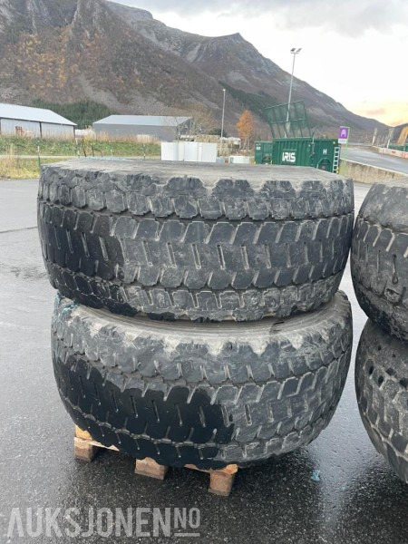 2018 Volvo 4 stk dekk uten felg - 4 stk Hjullaster hjul - Bridestone V-Steel Snow Wegde vsw 23.5 R25 - Строительное оборудование: фото 3 2018 Volvo 4 stk dekk uten felg - 4 stk Hjullaster hjul - Bridestone V-Steel Snow Wegde vsw 23.5 R25 - Строительное оборудование: фото 3