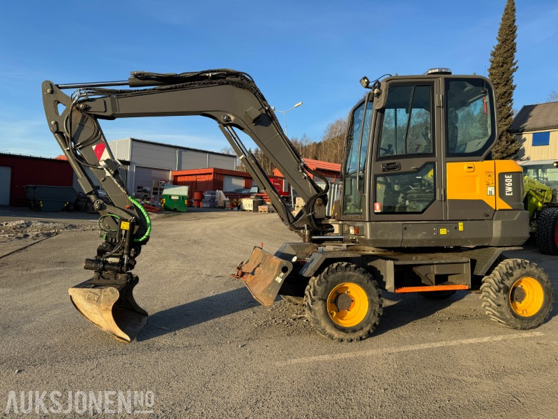 2020 Volvo EW60E HJULGRAVER MED TILTROTATOR OG 2 SKUFFER - Экскаватор: фото 1 2020 Volvo EW60E HJULGRAVER MED TILTROTATOR OG 2 SKUFFER - Экскаватор: фото 1